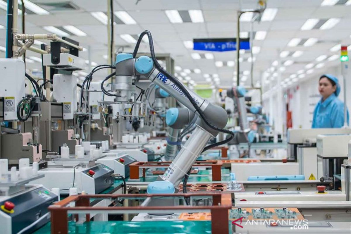 Revolusi Manufaktur AI Ubah Industri: 6 Cara Teknologi Mengubah Pabrik Indonesia 2025