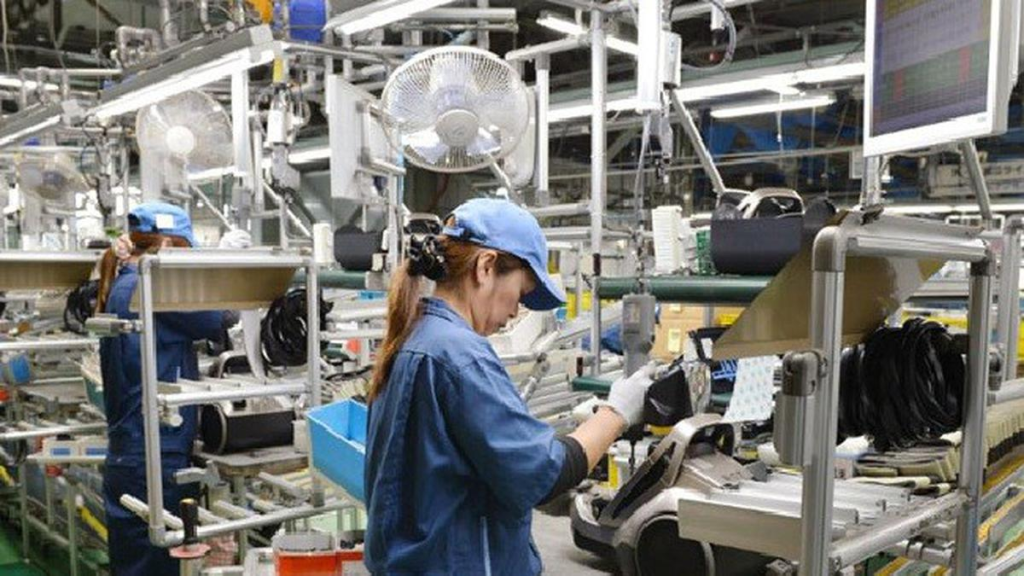 Industri Manufaktur 2025: Prediksi Pertumbuhan dan Peluang Bisnis yang Wajib Kamu Tahu