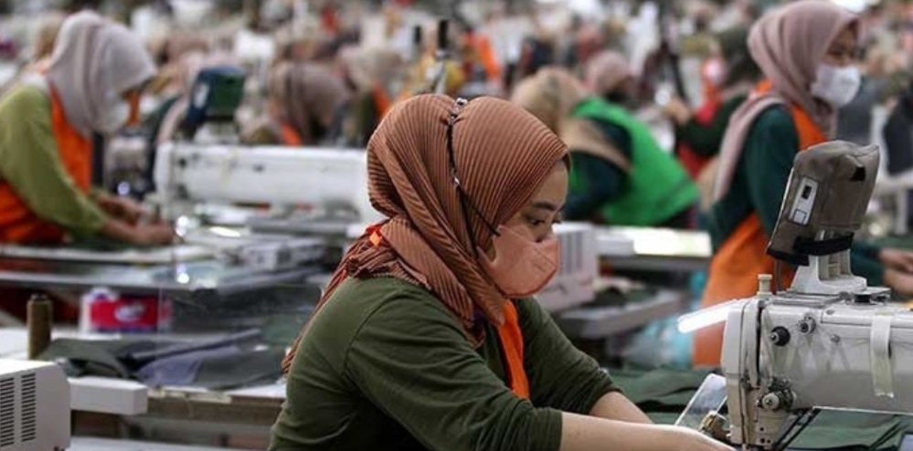 Krisis Tekstil RI 2025: 5 Pabrik Tutup & PHK Ribuan Akibat Banjir Impor