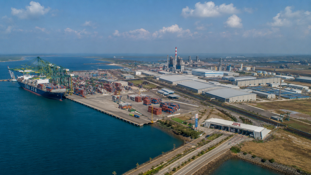 20 Tahun Manufacturing Surabaya, Kini Jadi Hub Industri Timur Indonesia 14 20 Tahun Manufacturing Surabaya, Kini Jadi Hub Industri Timur Indonesia